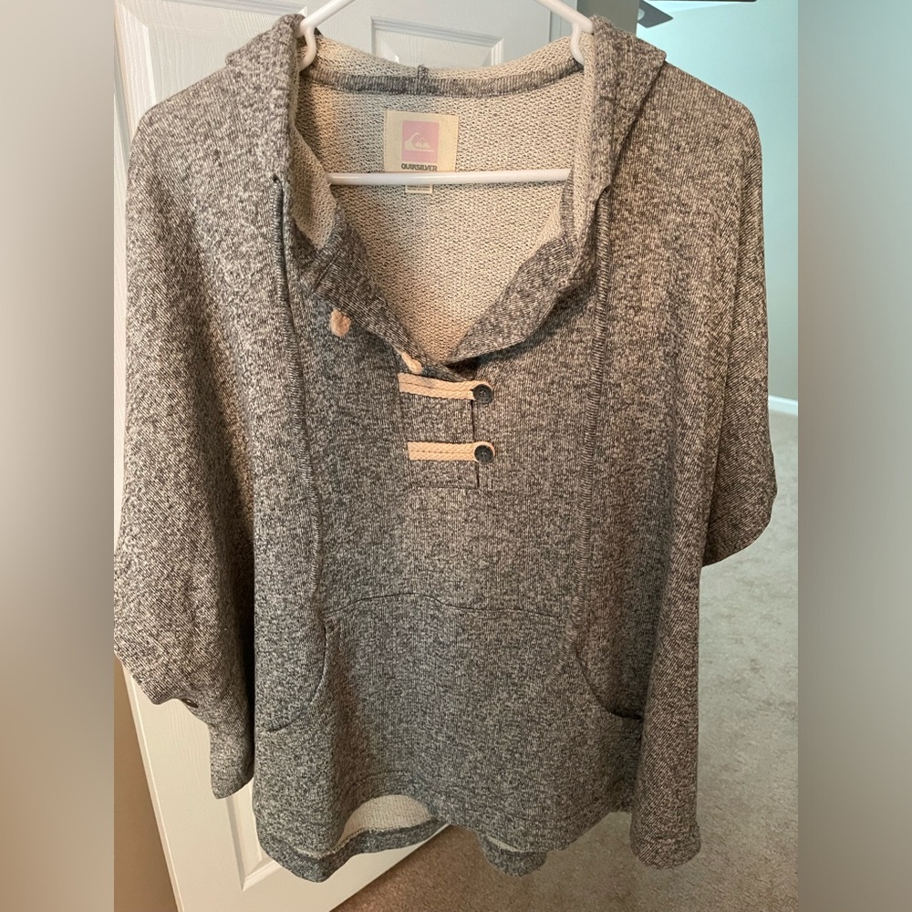 Quiksilver Women’s One Size Grey Hoodie Poncho with Pockets